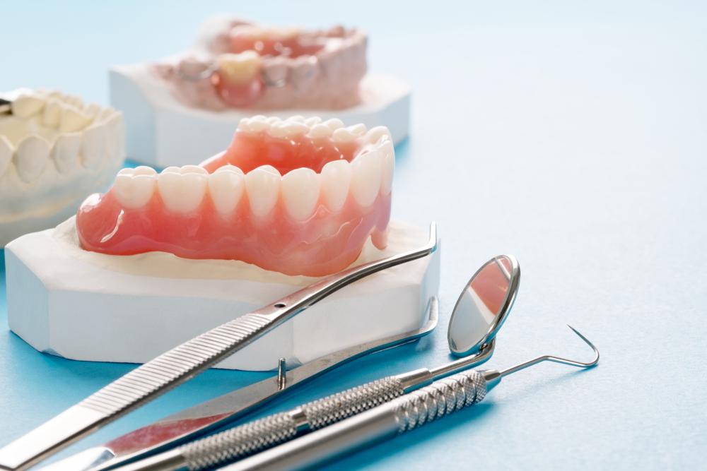 Is Dentures the Right Choice for me?